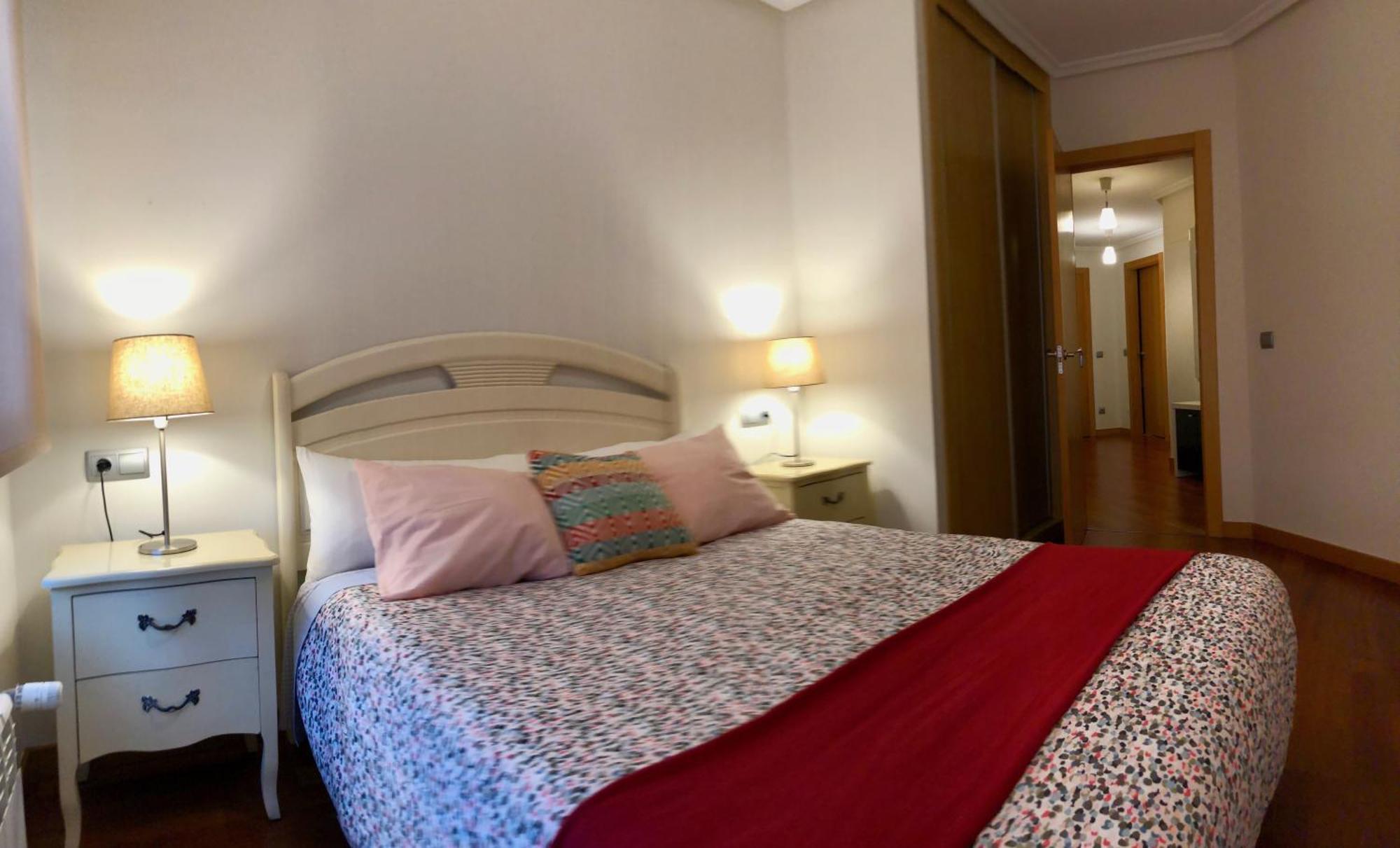 Apartamento Europa Jardin Oviedo Zewnętrze zdjęcie