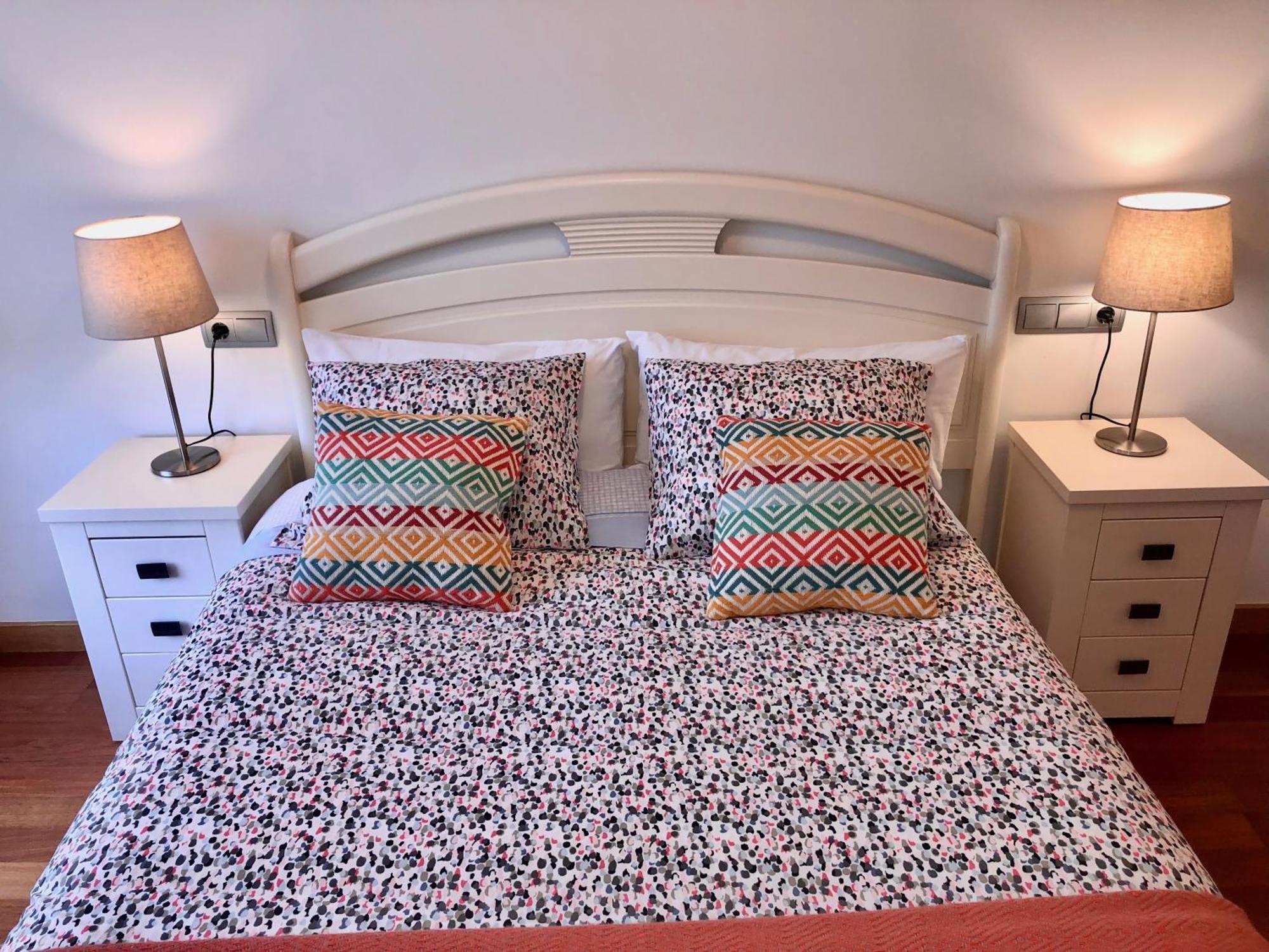 Apartamento Europa Jardin Oviedo Zewnętrze zdjęcie