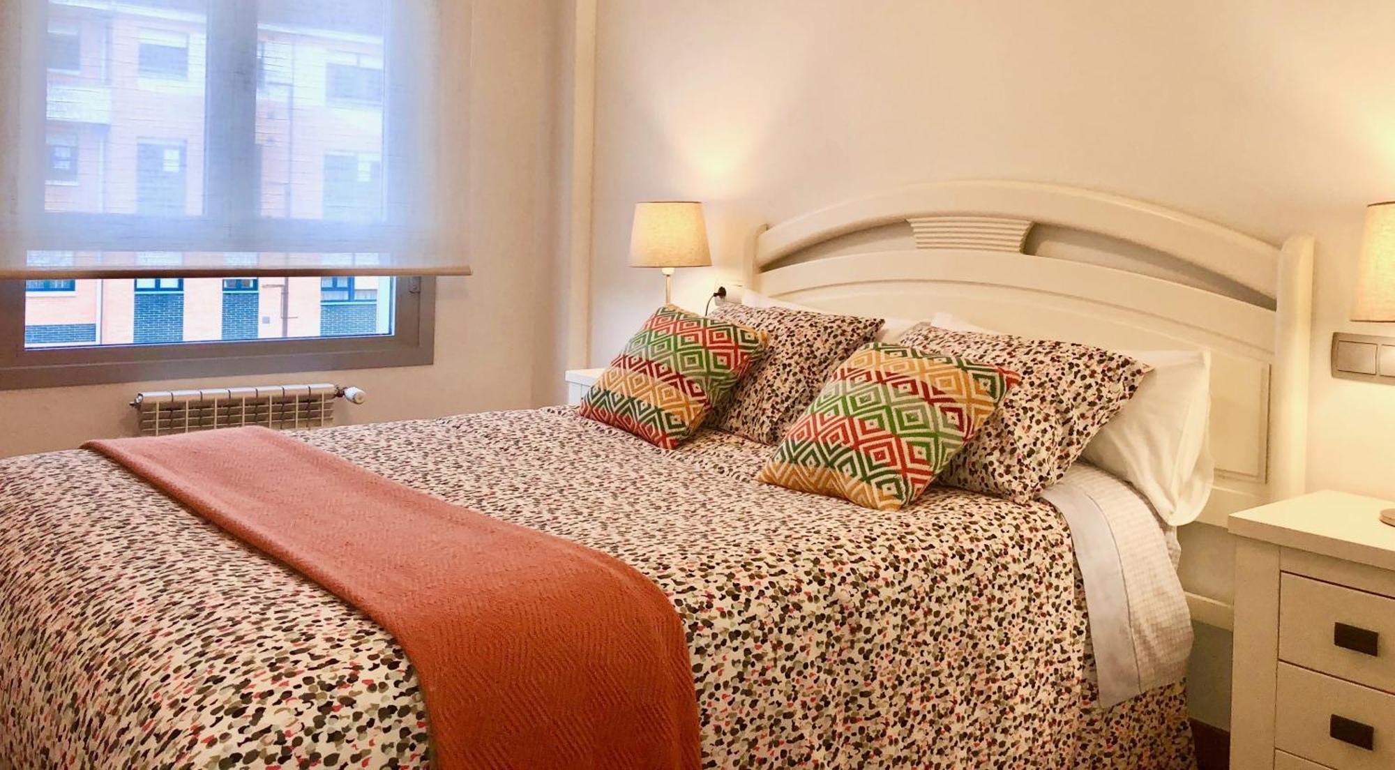 Apartamento Europa Jardin Oviedo Zewnętrze zdjęcie